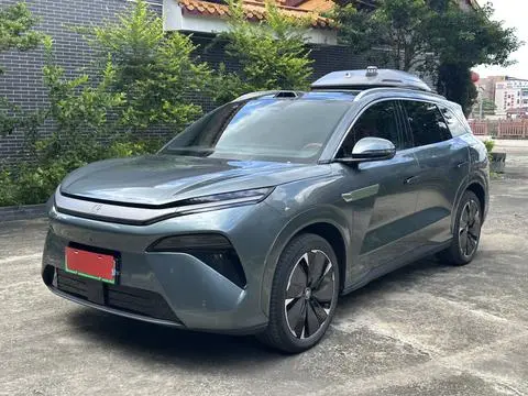 BYD TangL DM 2025