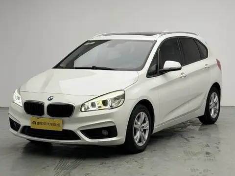 BMW 2 Series 旅行车 2016