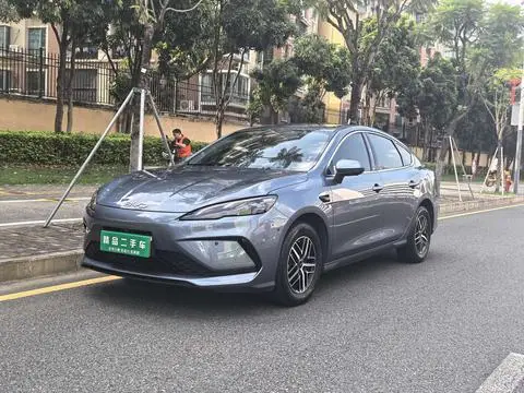 BYD Seal05 DM 2025