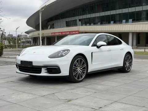 Porsche Panamera 2019