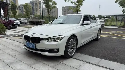 BMW 3 Series 2019 — фото 1