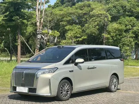 Wey 高山 PHEV 2025
