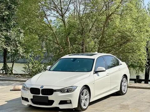 BMW 3 Series 2018 — фото 1