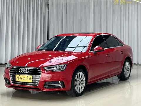 Audi A4L 2019 — фото 1