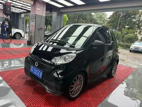 smart fortwo 2012 — фото 1