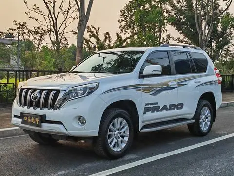 Toyota Prado 2014 — фото 1