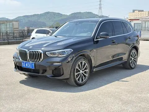 BMW X5 2021 — фото 1