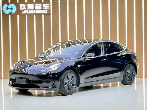 Tesla Model 3 2020