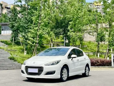 Peugeot 308 2013