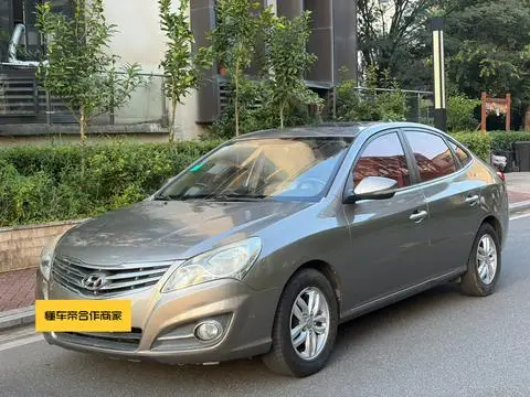 Hyundai Elantra Yuedong 2015