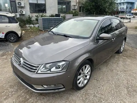 Volkswagen Magotan 2012