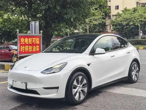 Tesla Model Y 2021