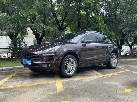Porsche Macan 2016