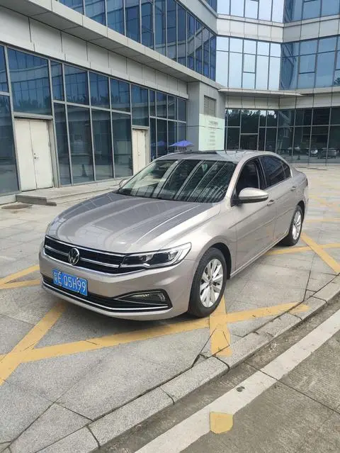 Volkswagen Bora 2021