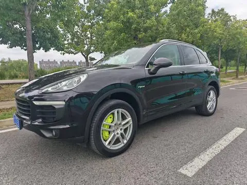 Porsche Cayenne E-Hybrid 2015