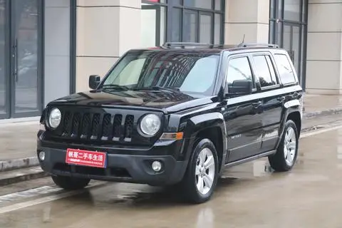 Jeep 自由客 2015