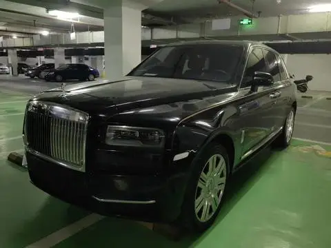 Rolls Royce Cullinan 2018 — фото 1