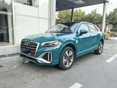 Audi Q2L 2025