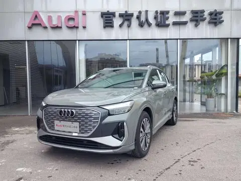 Audi Q4 e-tron 2024