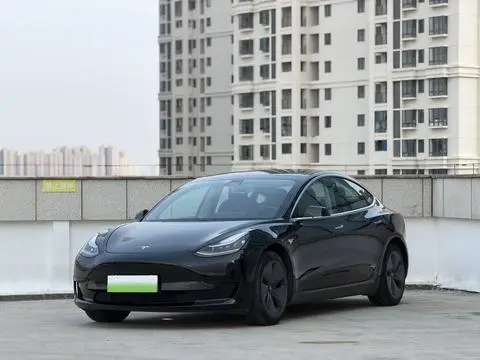 Tesla Model 3 2020 — фото 1