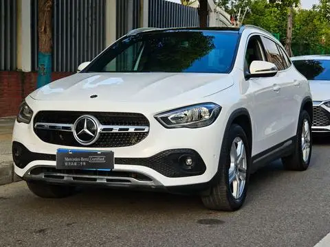 Mercedes-Benz GLA 2020