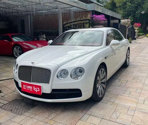 Bentley 飞驰 2017 — фото 1