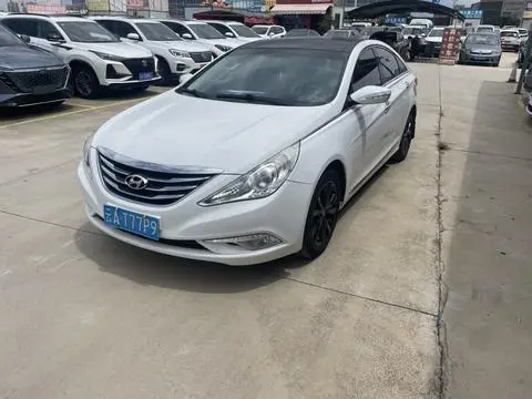 Hyundai 索纳塔八 2015