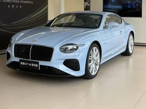 Bentley 欧陆PHEV 2026