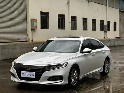 Honda Accord 2018 — фото 1