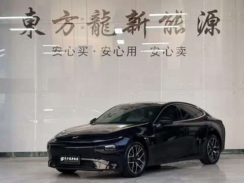 XPeng 小鹏P7 2024