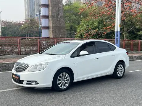 Buick Excelle GT 2013 — фото 1