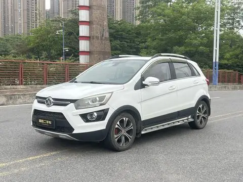 BAIC X25 2015
