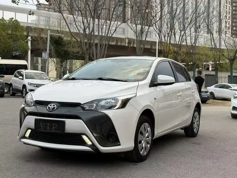 Toyota YARIS L 2020