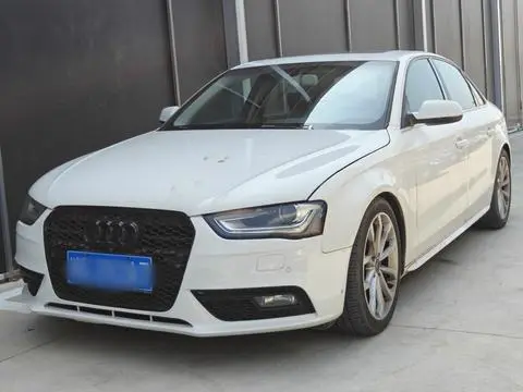 Audi A4L 2015