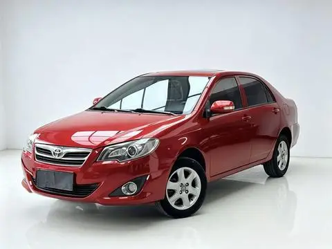 Toyota Corolla Altis 2013 — фото 1