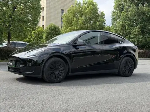 Tesla Model Y 2022 — фото 1