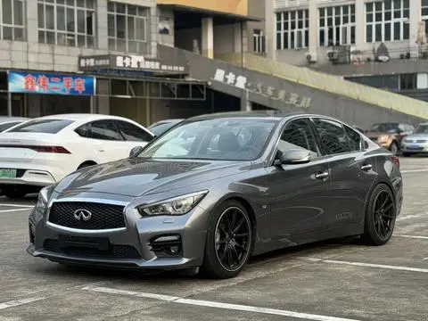 Infiniti Q50 2014