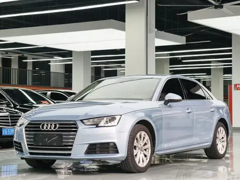 Audi A4L 2018