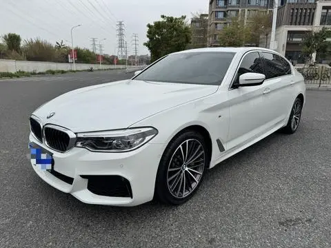 BMW 5 Series 2020 — фото 1