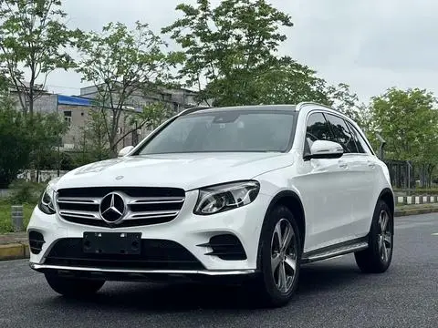 Mercedes-Benz GLC 2017 — фото 1