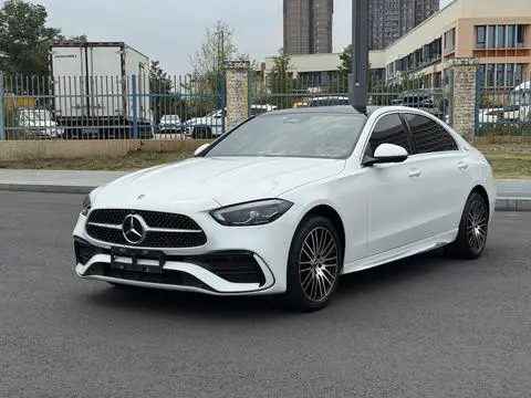 Mercedes-Benz C-Class 2024