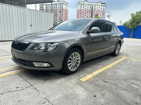 Skoda Superb 2013