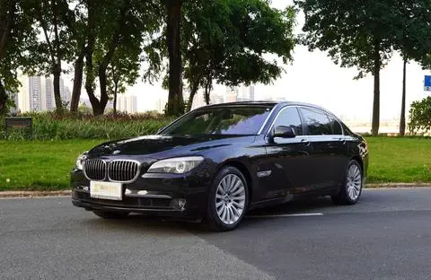 BMW 7 Series 2010