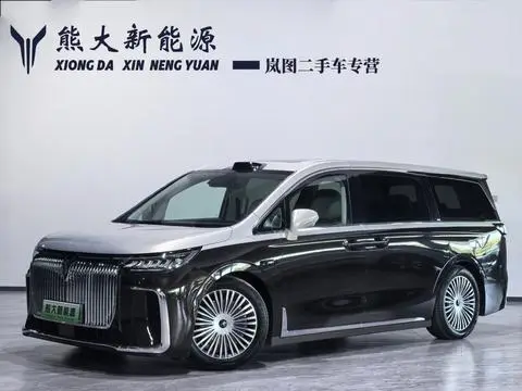 Voyah 梦想家 PHEV 2025
