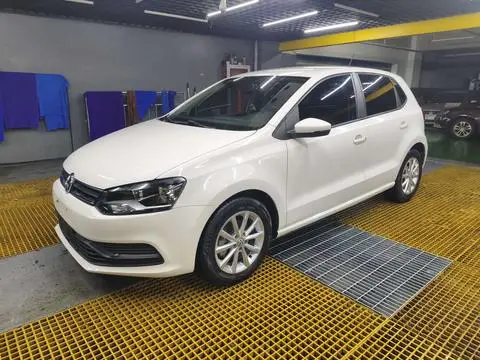 Volkswagen Polo 2016 — фото 1