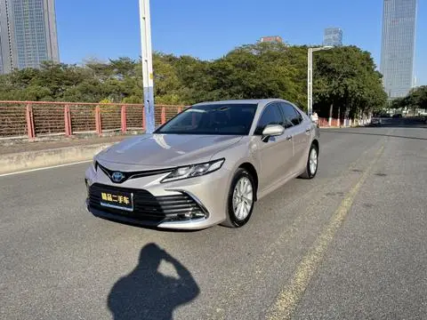Toyota Camry 2021