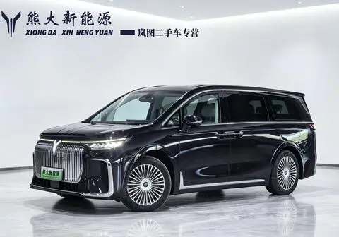 Voyah 梦想家 PHEV 2025