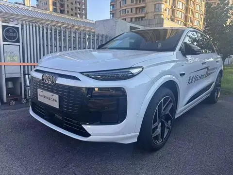 Audi Q6L e-tron 2026