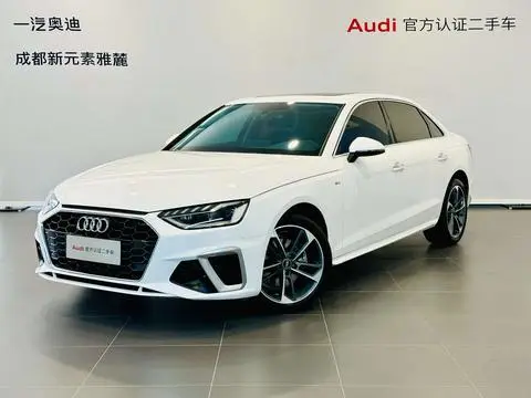Audi A4L 2022 — фото 1