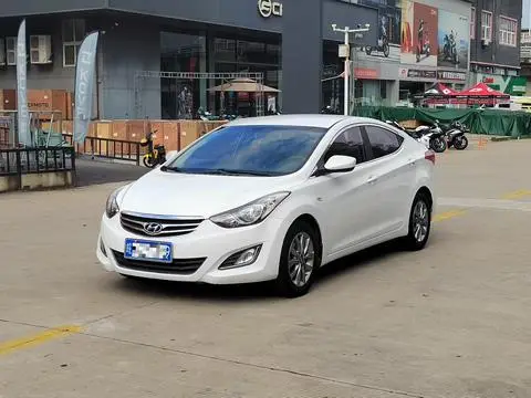 Hyundai Elantra Langdong 2015 — фото 1